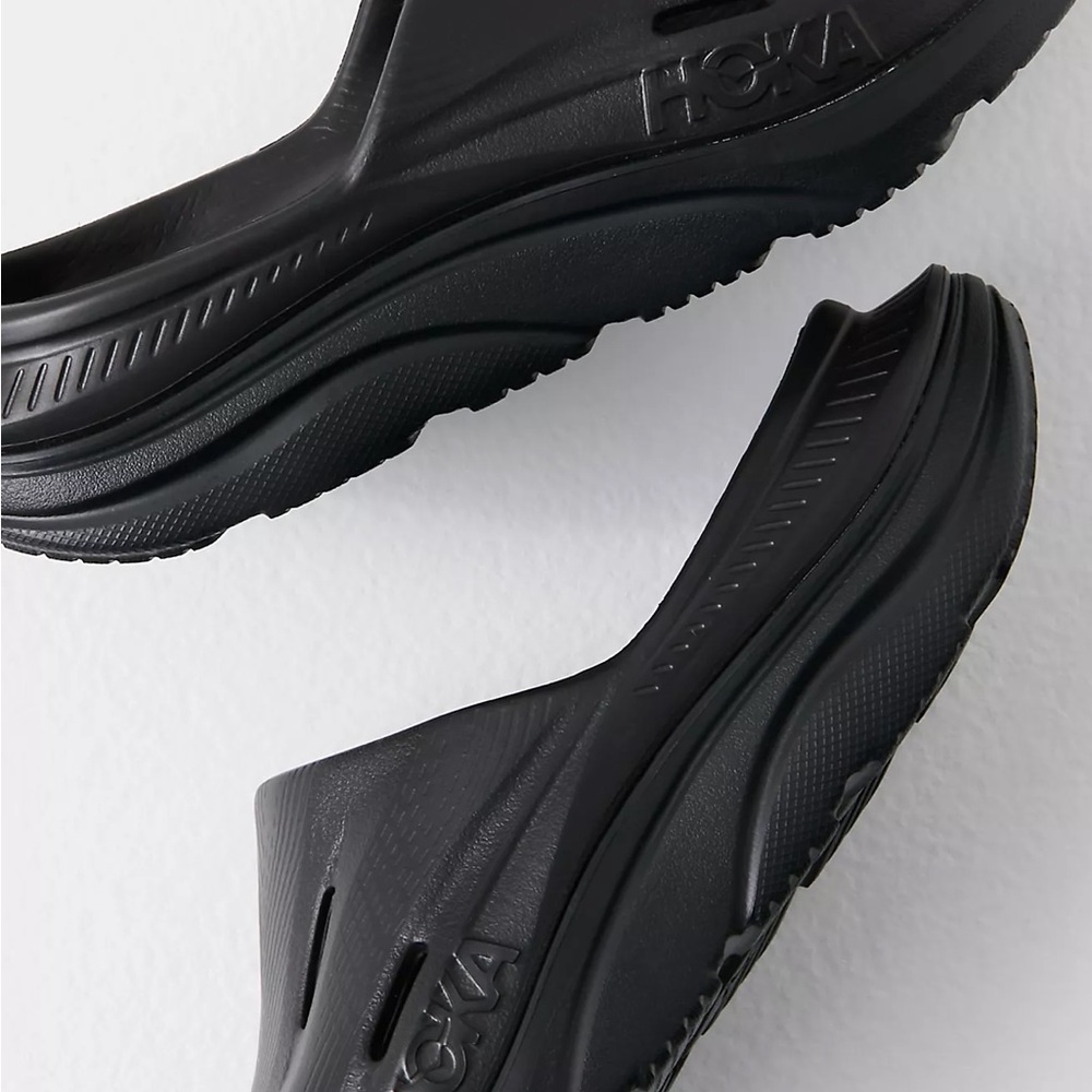 Hoka Ora recovery slides - Picture 2 of 4